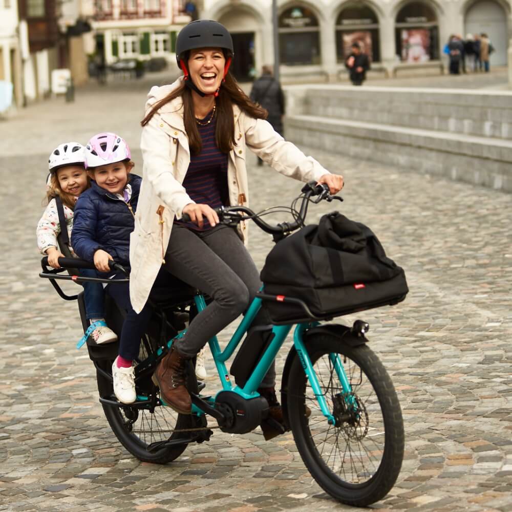 Can I Ride My Bike on the Sidewalk In Ottawa?