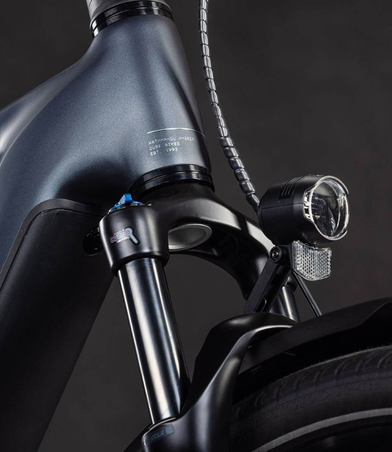 Kathmandu Hybrid One 800 Touring Bike