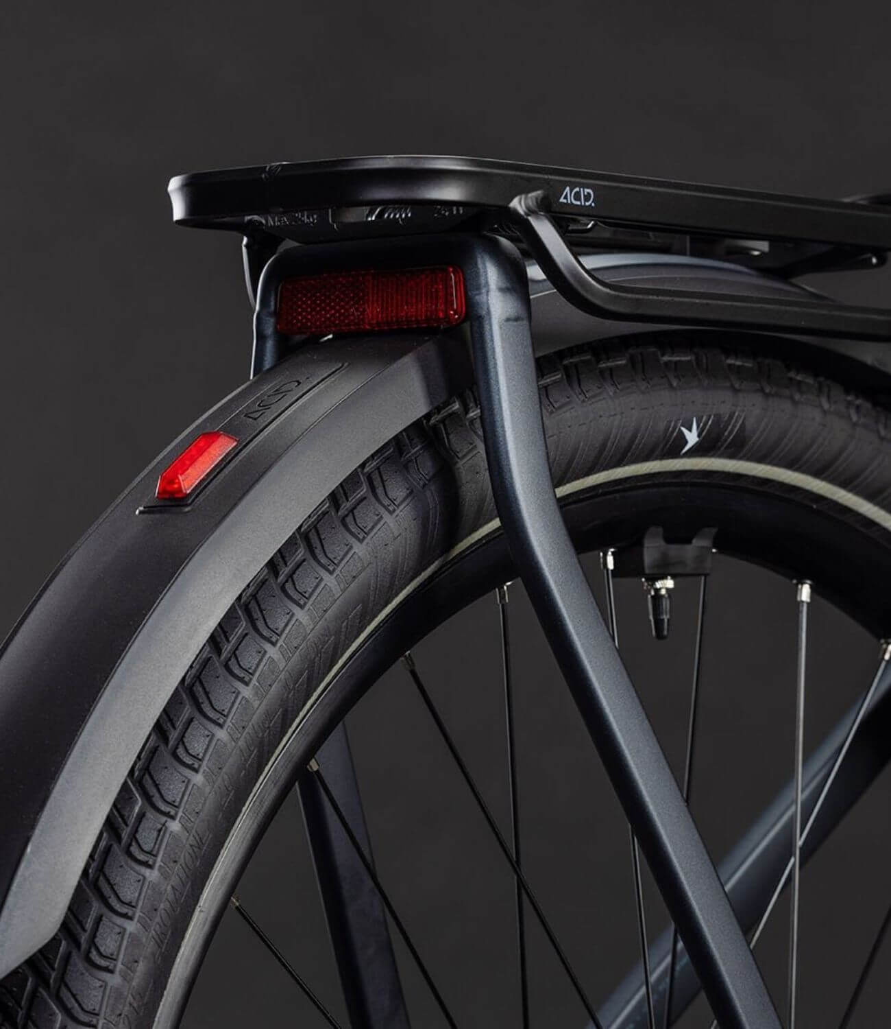 Kathmandu Hybrid One 800 rear carrier