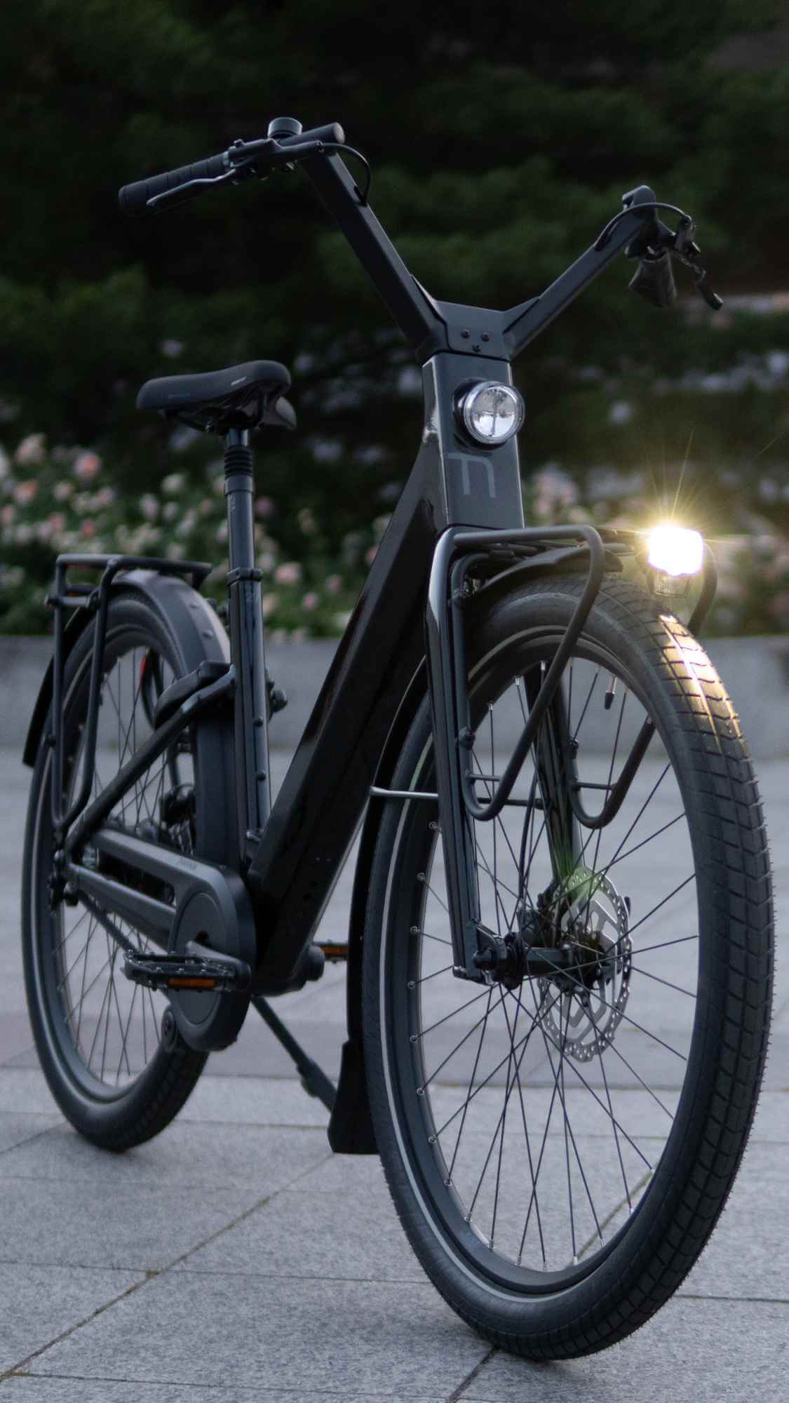 Moustache Lundi Hub Line Motor