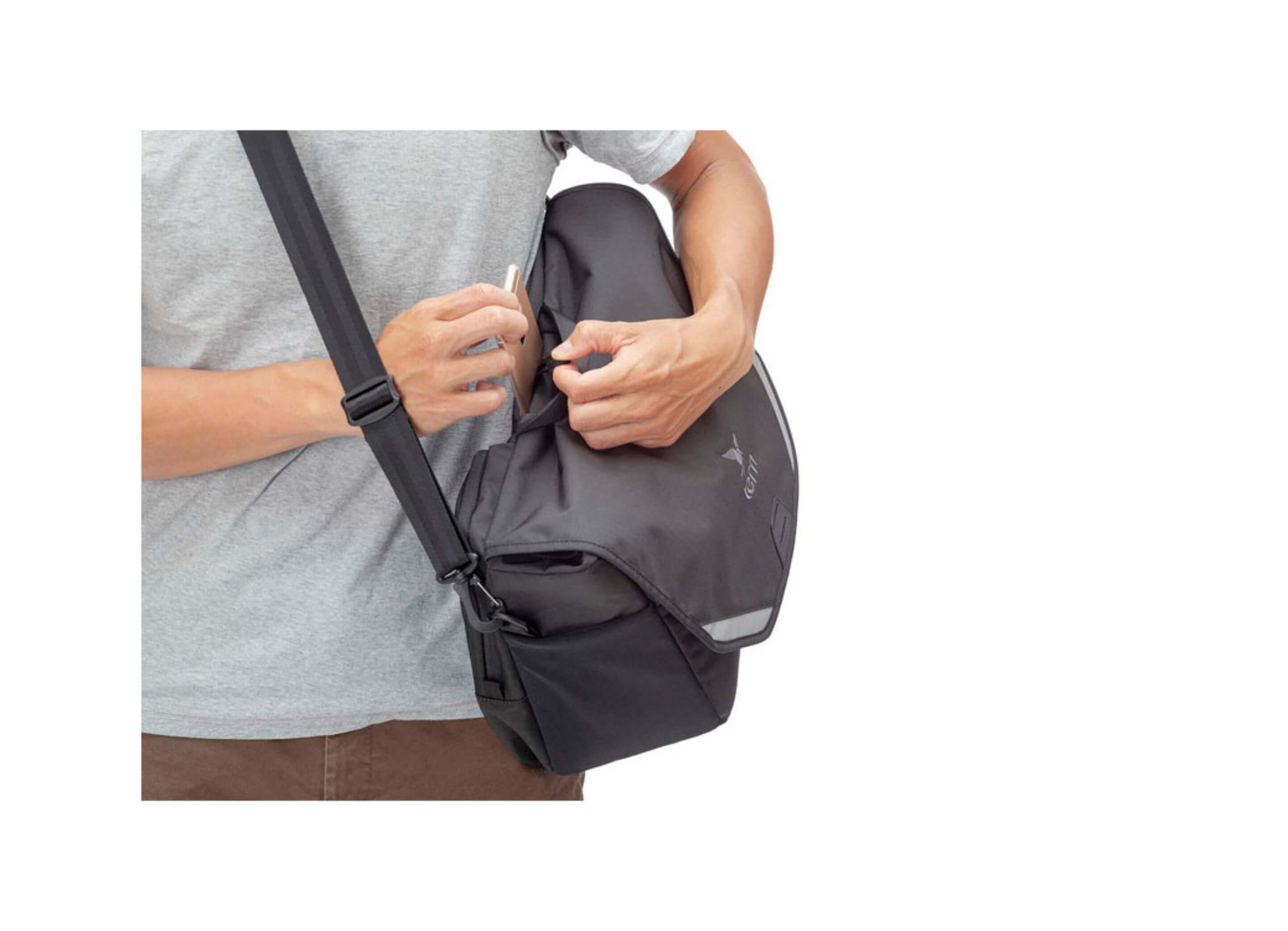 Tern Go-To Messenger Bag