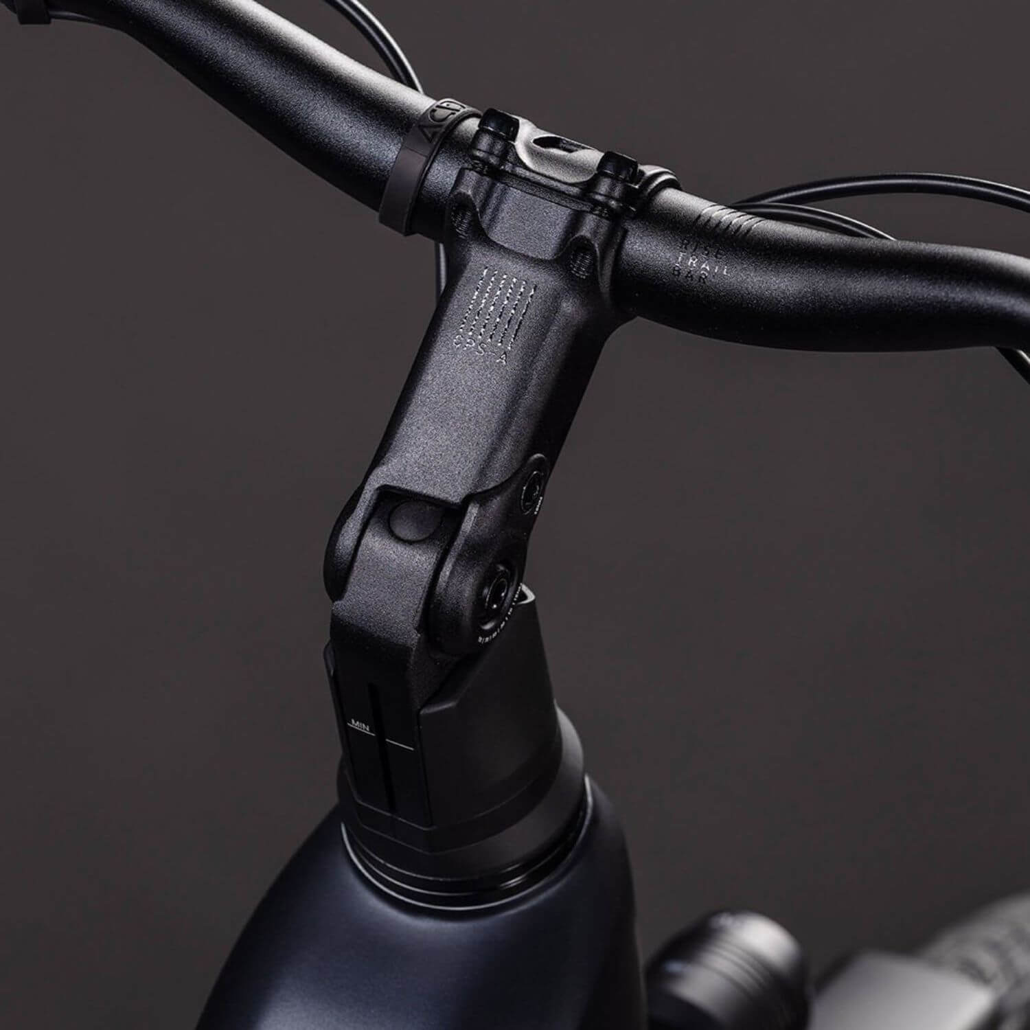 Touring Hybrid One 600 Adjustable Stem