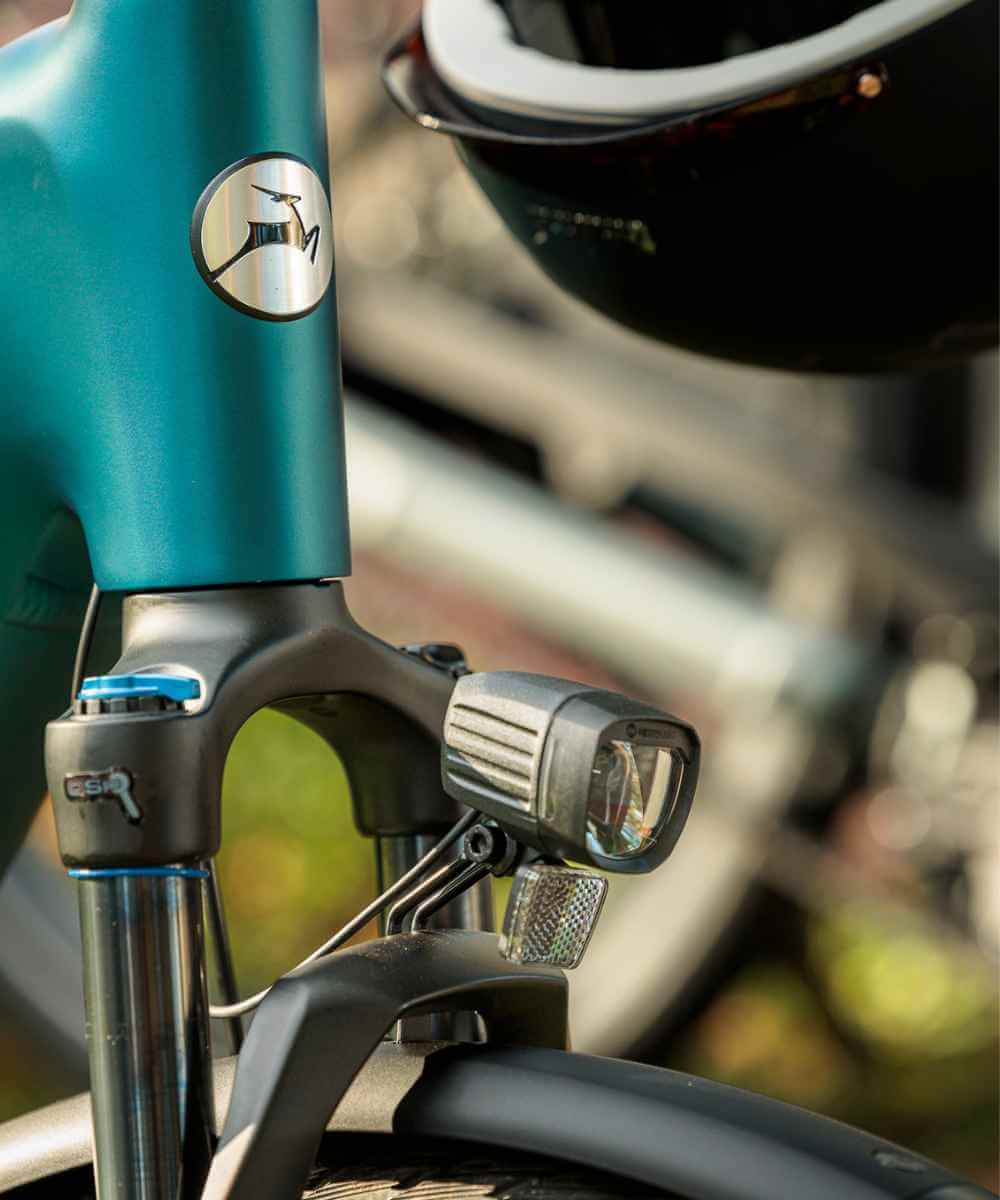 Gazelle Ultimate C380 with brake lights