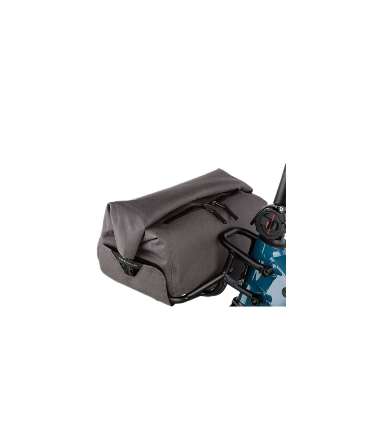 Multitinker front carrier with bag