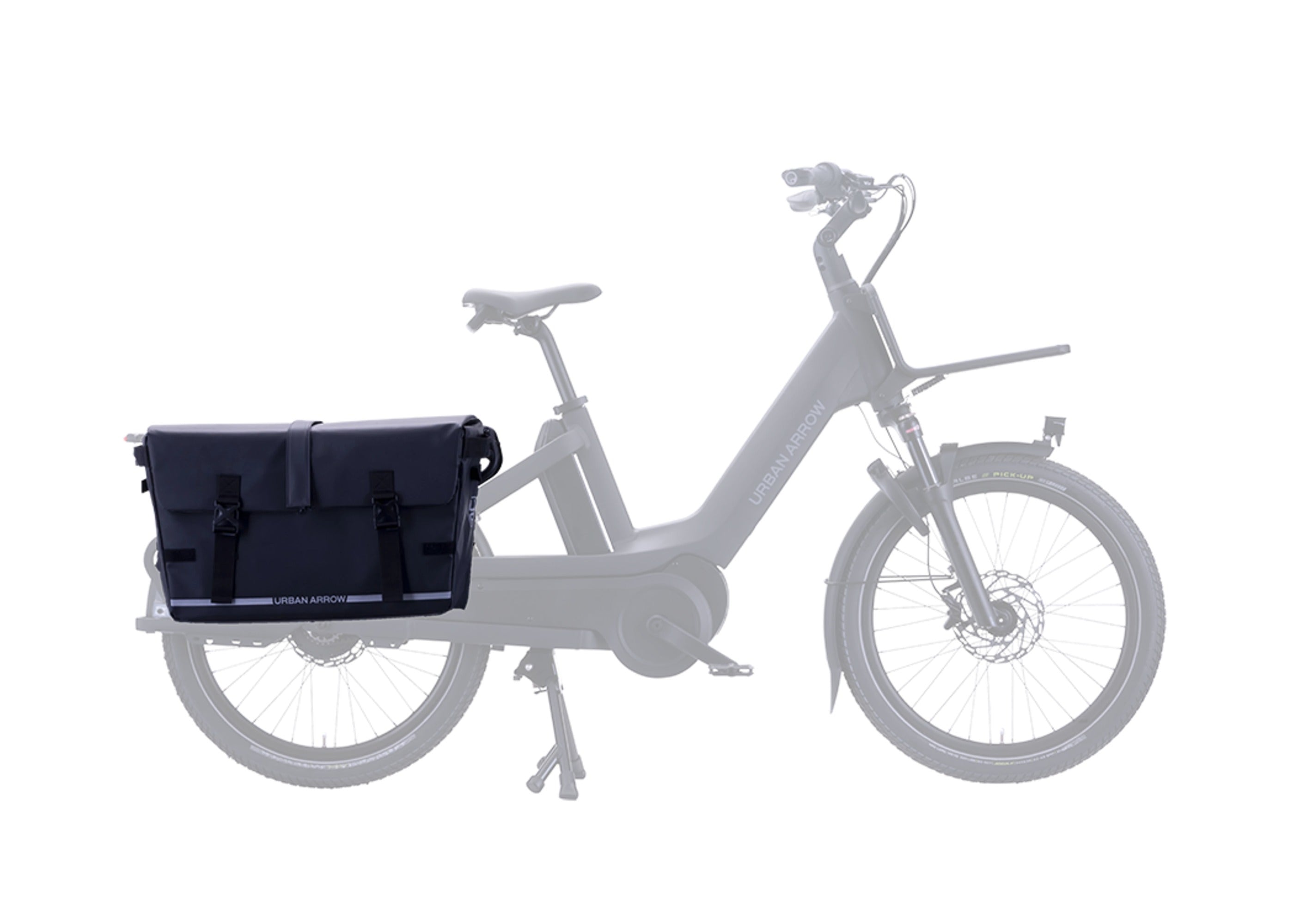 Urban Arrow Breeze Cargo Pannier, a 34-litre water-repellent bag mounted on the Breeze rear carrier.